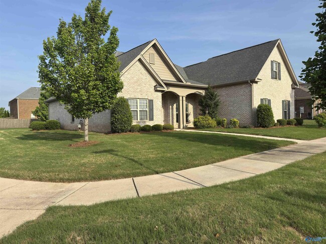 Building Photo - 1 SW She Oak Dr