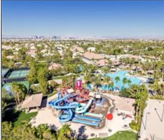 Building Photo - 399 Center Green Dr