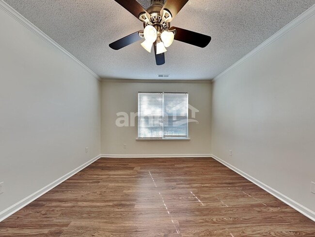 Building Photo - 3226 Silver Spur Ct