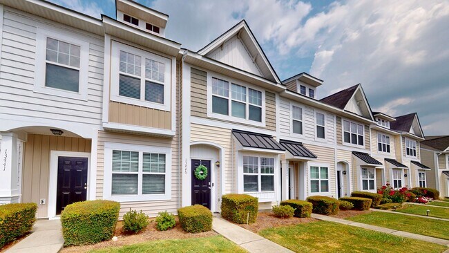 Primary Photo - 13445 Calloway Glen Dr