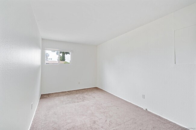 Building Photo - 6734 Barnhurst Dr