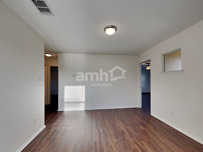 Building Photo - 10815 Canter Spur