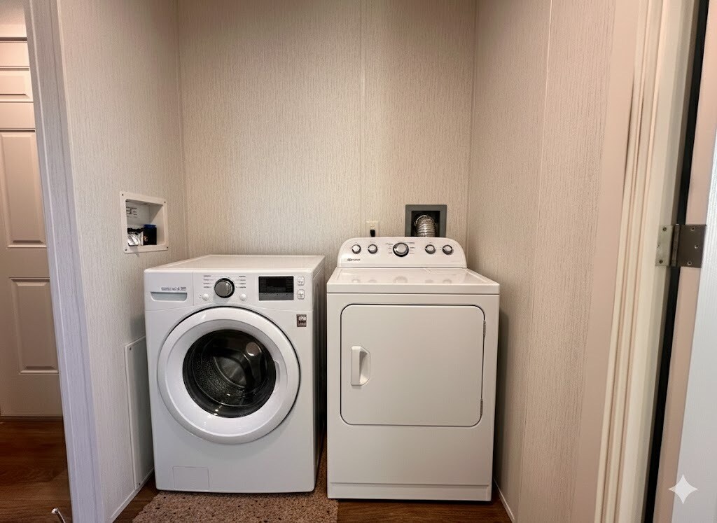 Building Photo - 11 Lapin St