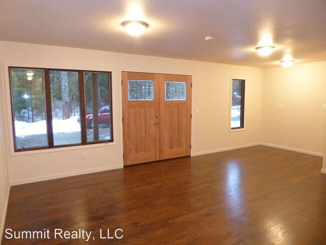 Building Photo - 4 br, 3 bath House - 4319 Conifer Lane