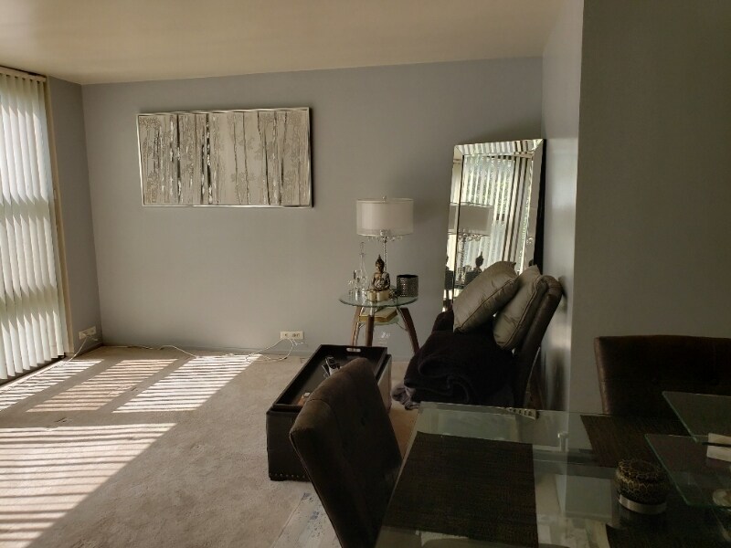 Building Photo - 2605 S Indiana Ave