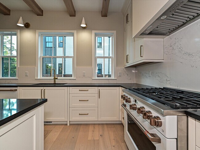 Building Photo - 4121 Selwyn Walk Ct