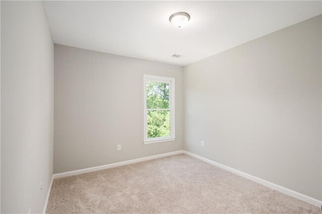 Building Photo - 2826 Laurel Ridge Cir