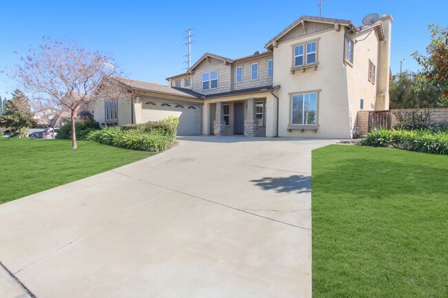 Primary Photo - 1212 Lavendar Way