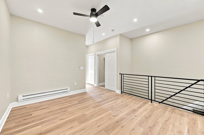 Building Photo - 872 N 46th St