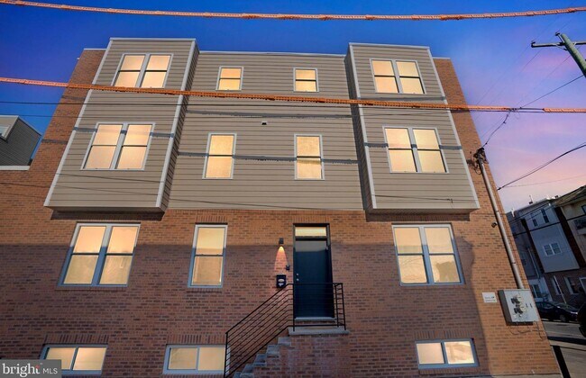 Building Photo - 2126 S 4th St