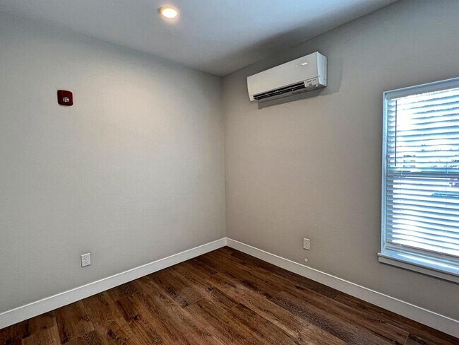 Building Photo - 3327 Tejon St
