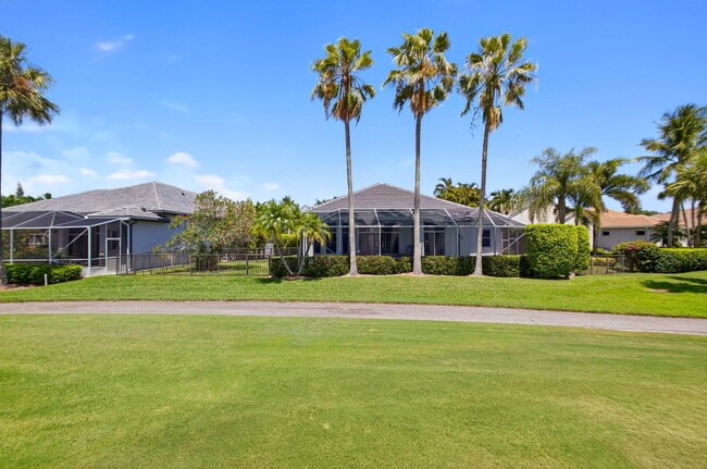 Building Photo - 6778 Oakmont Way