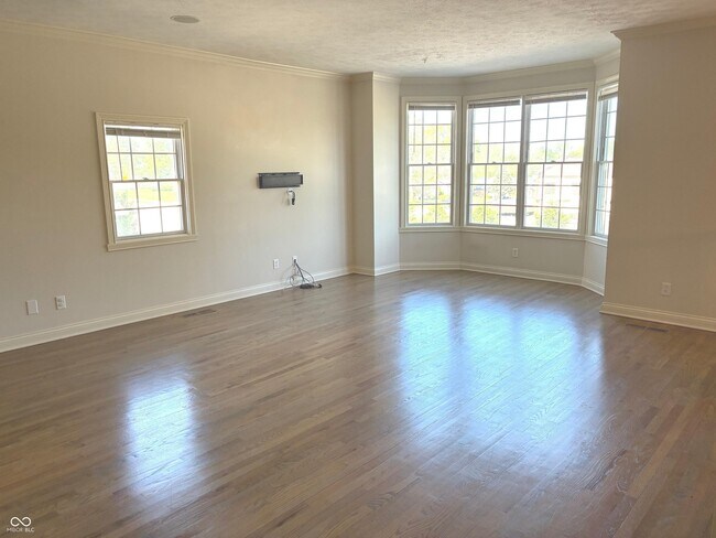 Building Photo - 70 Guilford Trail Dr