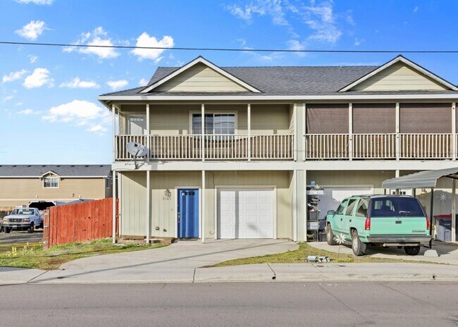 Building Photo - 3465 Avenue C