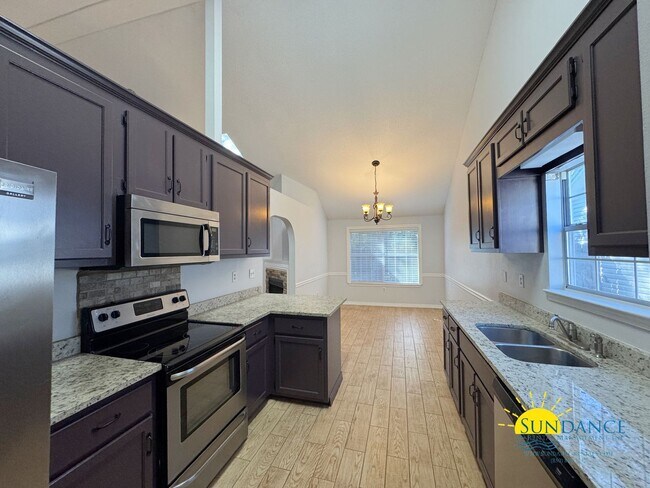 Building Photo - 130 Wright Cir