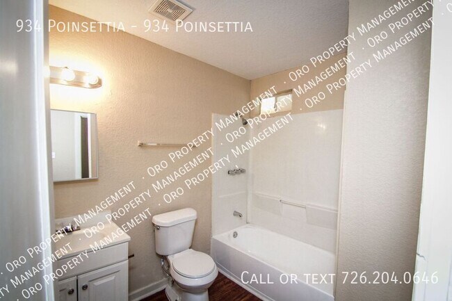 Building Photo - Cozy House in Harvard Place/ Eastlawn