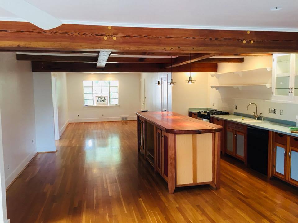 Building Photo - 2231 Selwyn Ave