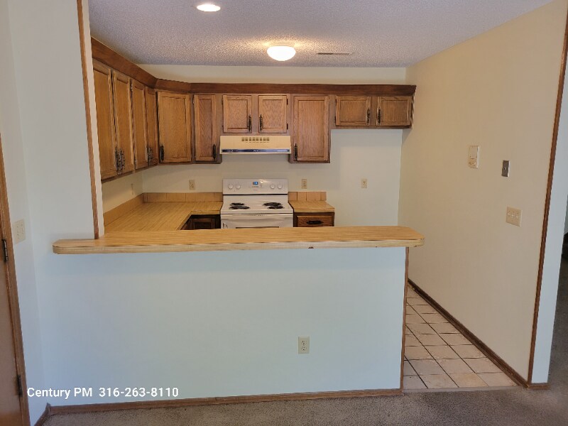 Building Photo - 2346 Walden Dr