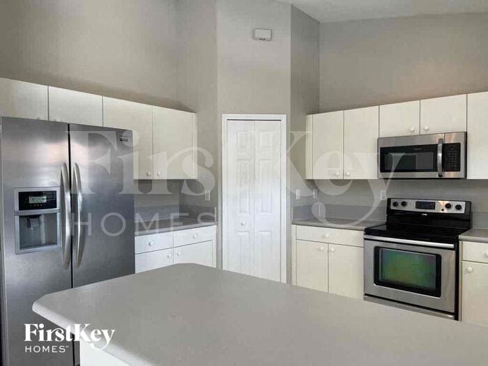 Building Photo - 11524 SW 152nd Ct
