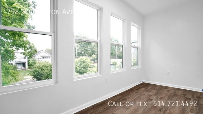 Building Photo - 798-800-800 Kelton Ave