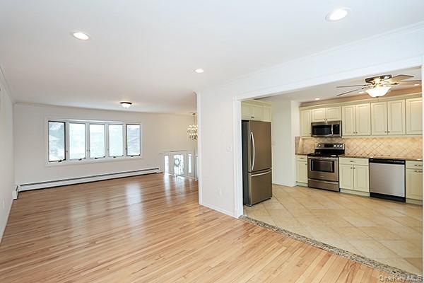 Building Photo - 860 Beckman Dr