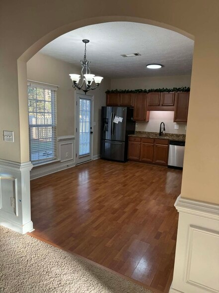 Eat in Kitchen - 232 High Meadows Cir