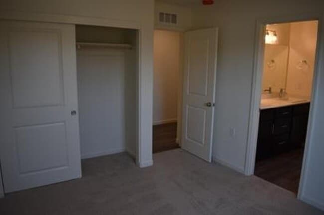 Building Photo - 294 Bryce Cyn Ct