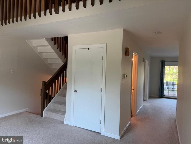 Building Photo - 5404 Doral Dr