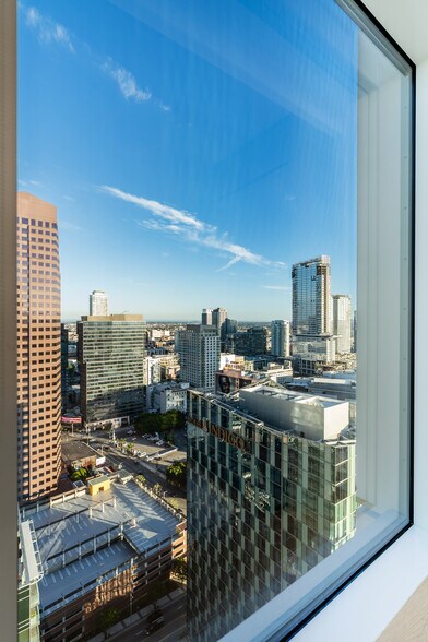 Building Photo - 889 Francisco St