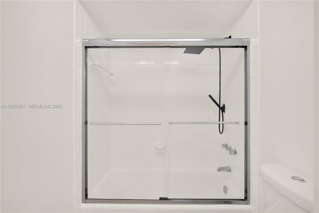 Building Photo - 3620 SW 114th Ave