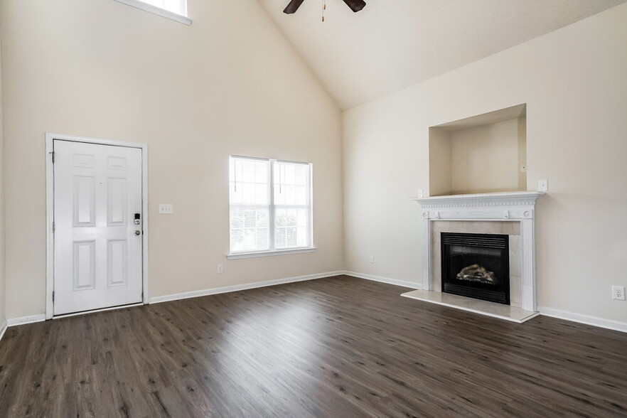 Building Photo - 1056 S Philwood Ct