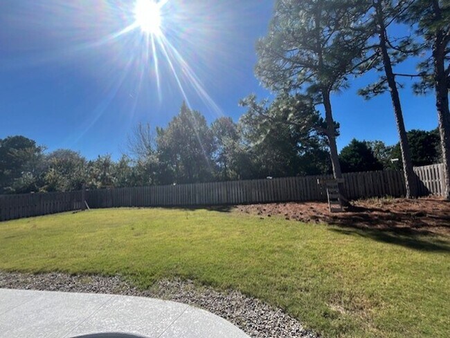 Building Photo - Experience Elegance and Privacy