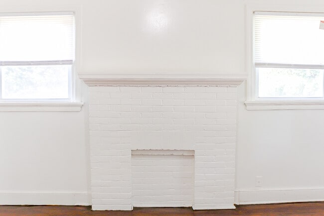 Building Photo - 1407 Chambers St