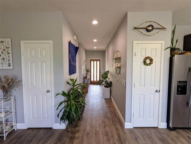 Building Photo - 5508 Nelson Oaks Dr
