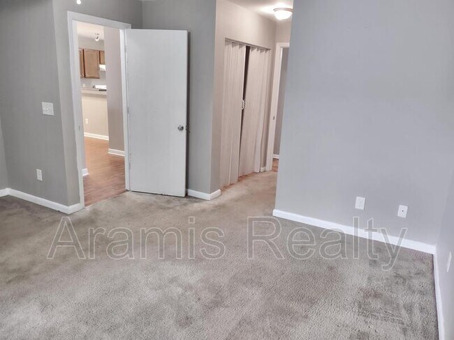 Building Photo - 3272 Blazing Pine Knoll