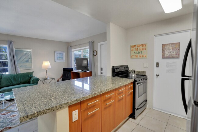 Building Photo - 3212 NE 9th St