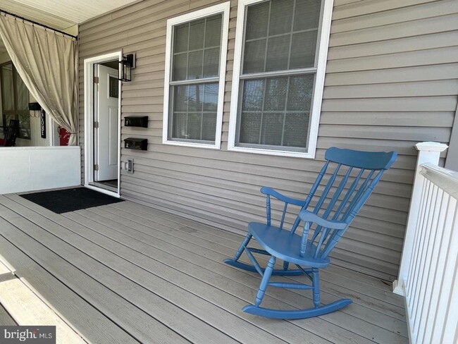 Building Photo - 250 W Bridge St