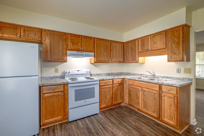 Interior Photo - Highlander Apartments