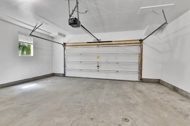 Building Photo - $2,550.00, 2, 2-bed, 2 bath in Northglenn ...