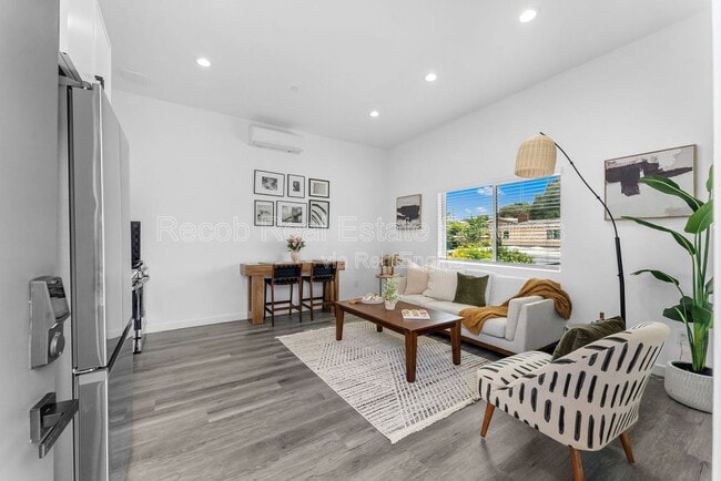 Building Photo - 5254 Adams Ave