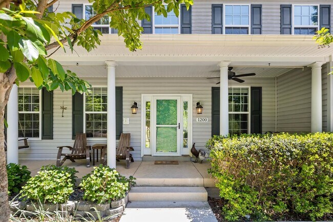 Building Photo - Gorgeous 5 Bed 3.5 Bathroom in Stafford, VA