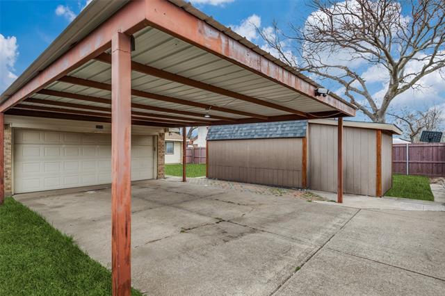 Building Photo - 2010 Vail Dr