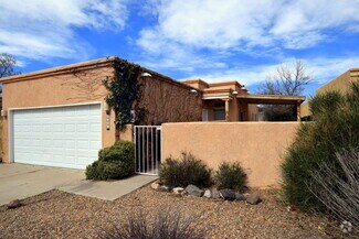 Building Photo - Great 2 Bedroom + Study Home In Taylor Ranch!