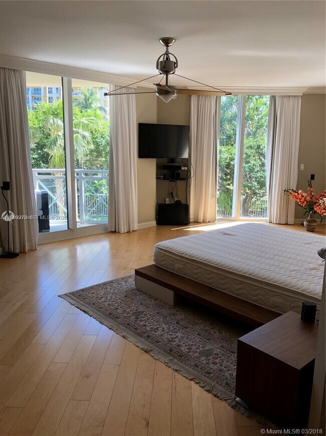 Building Photo - 430 Grand Bay Dr