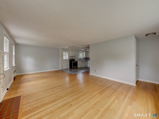 Building Photo - 36 Westview Terrace