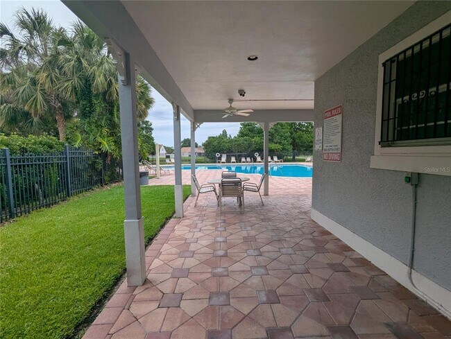Building Photo - 5000 Anclote River St