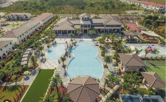 Building Photo - 10250 NW 76th Terrace