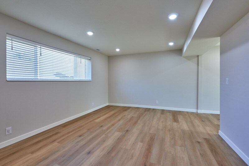 Building Photo - 3826 S 1250 E