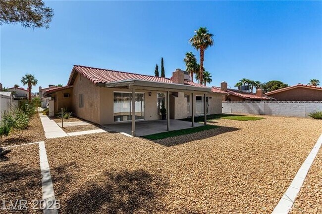 Building Photo - 3826 S Edmond St