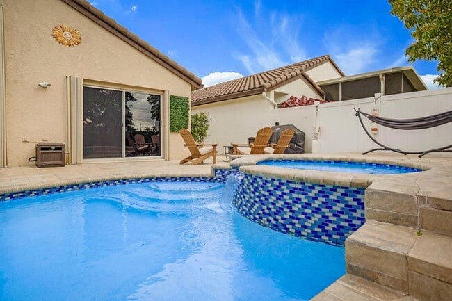 Building Photo - 18965 Adagio Dr